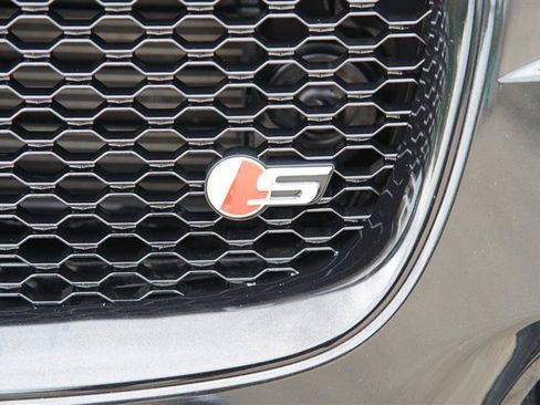Used 2020 Jaguar F-PACE S AWD/4WD image 28