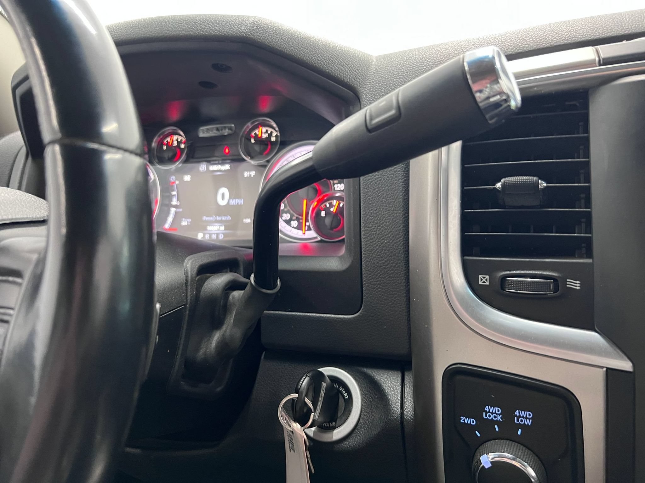 Used 2018 RAM 2500 SLT w/ Protection Group AWD/4WD image 24