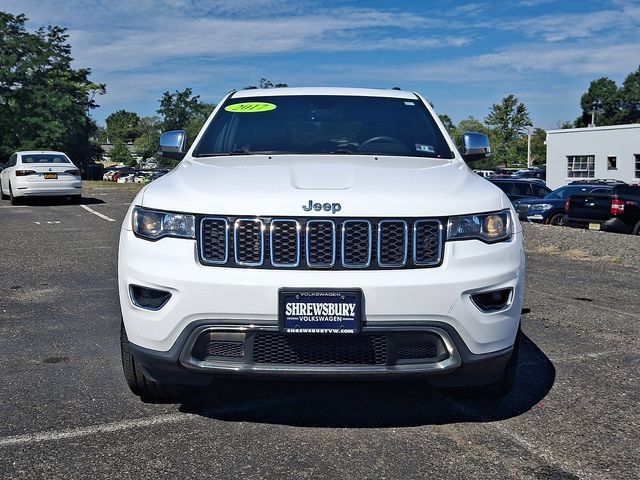 Used 2017 Jeep Grand Cherokee Limited AWD/4WD image 2