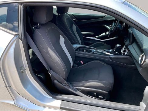 Used 2018 Chevrolet Camaro LT w/ Redline Edition RWD image 12