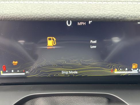 New 2026 Jeep Grand Cherokee Altitude image 11