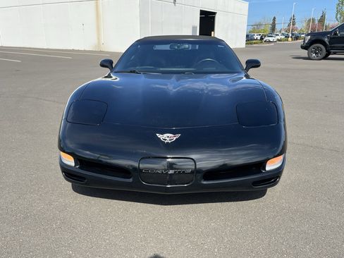 Used 2003 Chevrolet Corvette Convertible w/ Preferred Equipment Group1 image 8