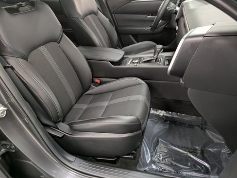 Certified 2023 MAZDA CX-50 2.5 S w/ Cargo Package image 28