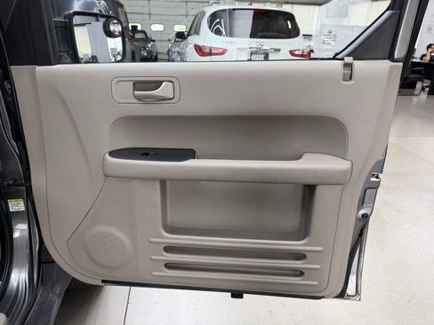 Used 2009 Honda Element EX image 16