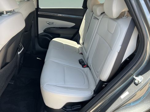 Used 2024 Hyundai Tucson Limited AWD/4WD image 23