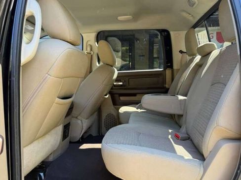 Used 2012 RAM 1500 Big Horn w/ Luxury Group RWD image 11