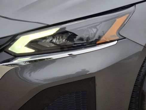 Used 2025 Nissan Altima 2.5 S FWD image 15