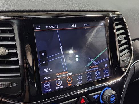 Used 2019 Jeep Grand Cherokee Limited image 35