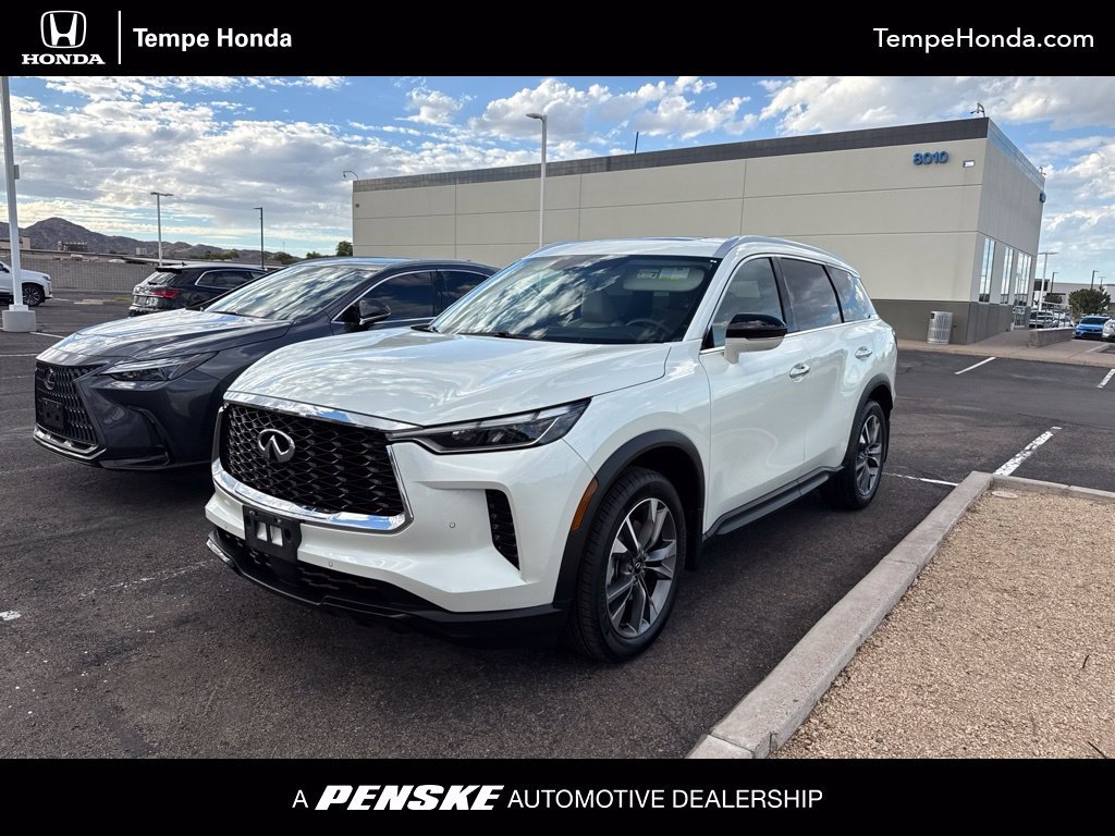Used 2023 INFINITI QX60 Luxe w/ Cargo Package FWD image 1