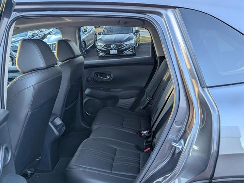 Used 2023 Honda HR-V EX-L image 13