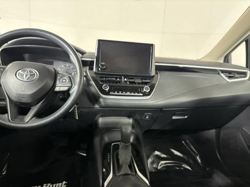 Used 2024 Toyota Corolla LE FWD image 22
