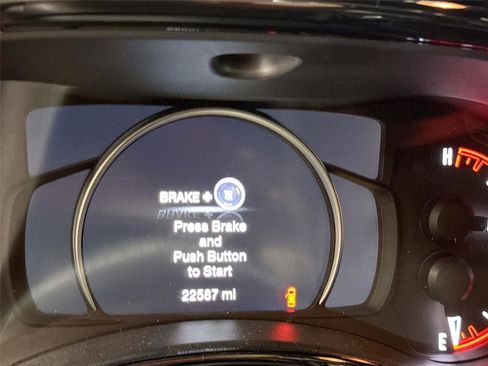 Used 2023 Dodge Durango GT AWD/4WD image 3