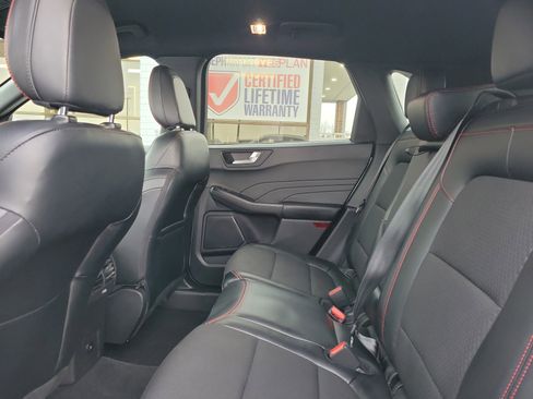 Used 2023 Ford Escape ST-Line Elite image 11