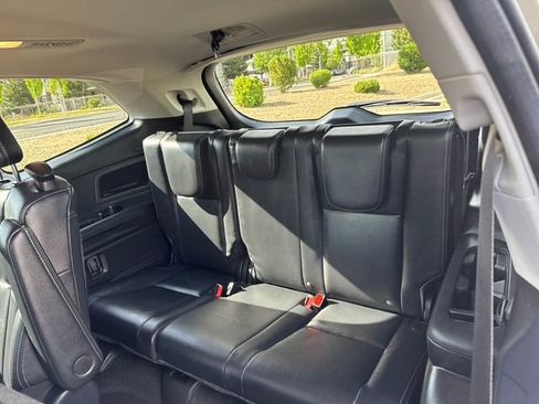 Certified 2024 Subaru Ascent Limited AWD/4WD image 22