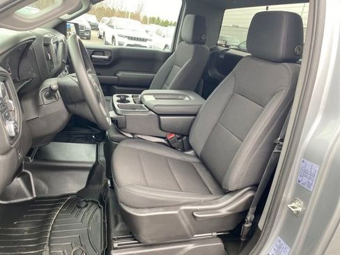 Certified 2025 GMC Sierra 1500 Pro w/ Pro Value Package image 15