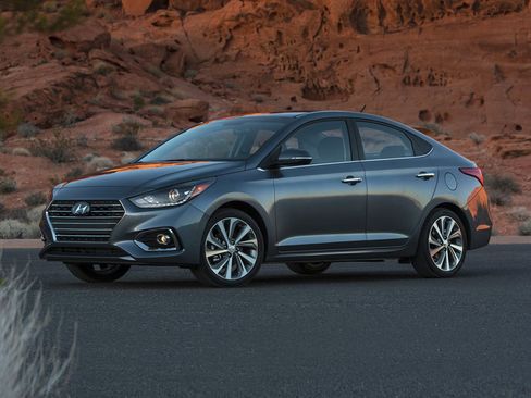 Used 2019 Hyundai Accent SE FWD image 1