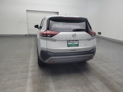 Used 2021 Nissan Rogue SV FWD image 6