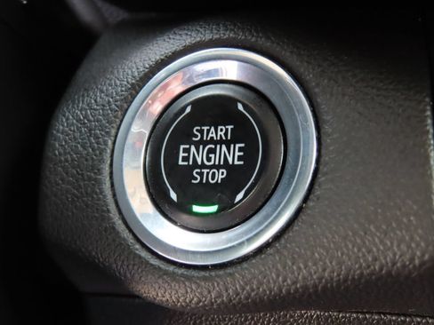 Used 2022 Buick Envision Preferred AWD/4WD image 11