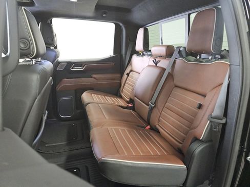 Certified 2023 GMC Sierra 1500 Denali Ultimate image 12