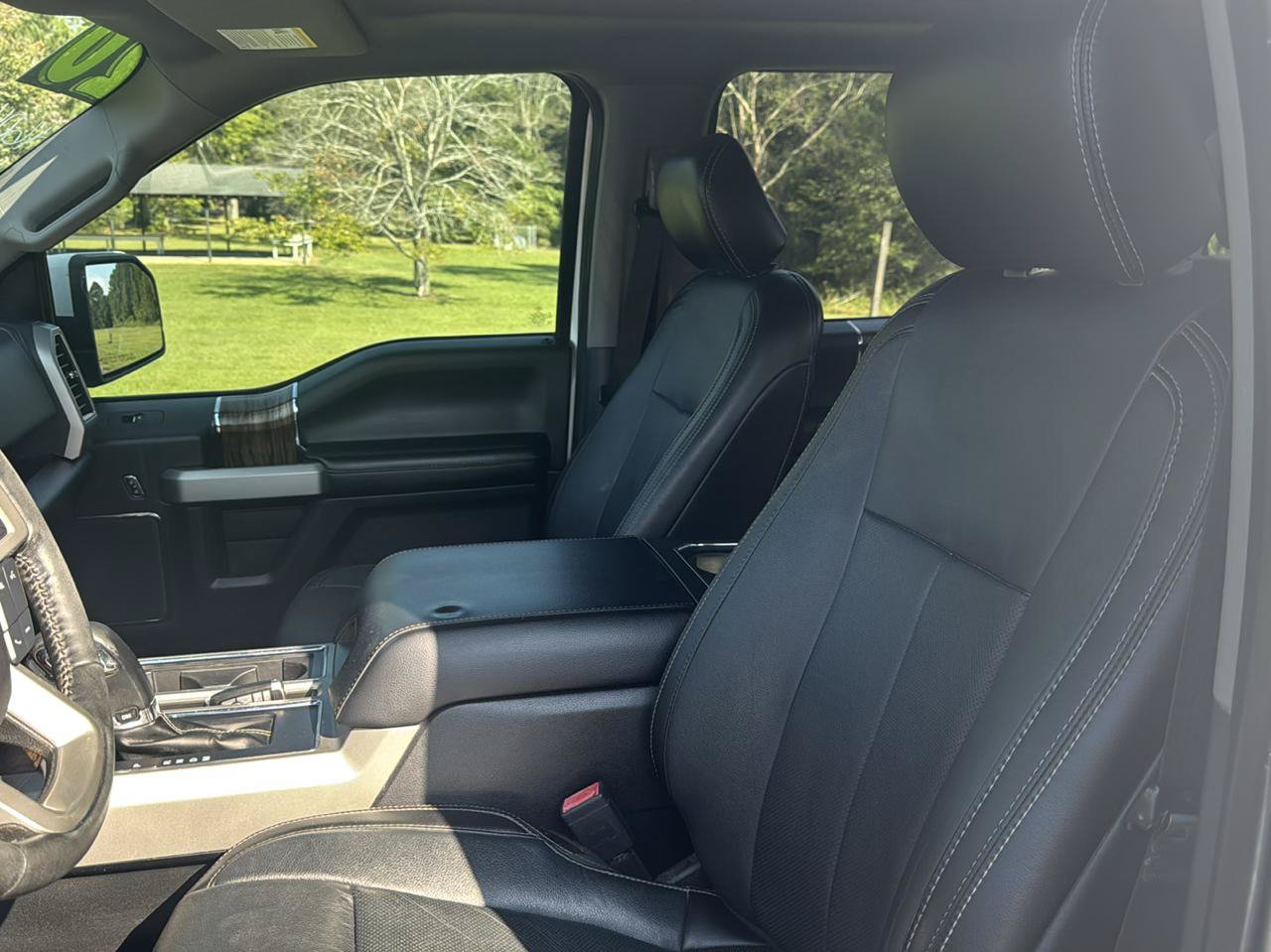 Used 2020 Ford F150 Lariat w/ Equipment Group 501A Mid AWD/4WD image 17