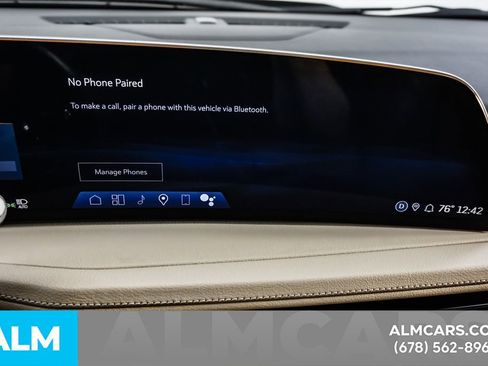 Used 2025 Cadillac XT4 Premium Luxury FWD image 37