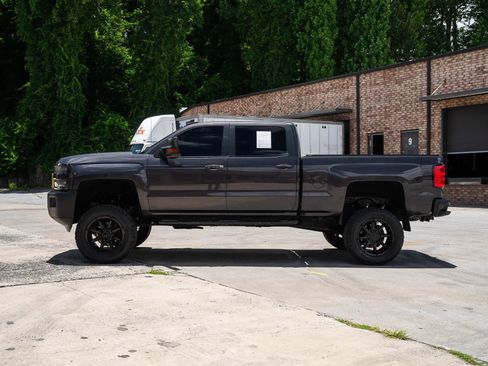 Used 2016 Chevrolet Silverado 2500 LTZ w/ Duramax Plus Package AWD/4WD image 4