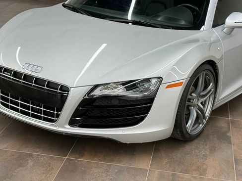 Used 2012 Audi R8 V10 AWD/4WD image 3