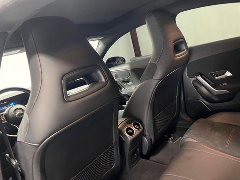 Used 2023 Mercedes-Benz CLA 250 4MATIC image 26