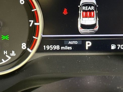 Used 2023 Nissan Rogue SV image 25