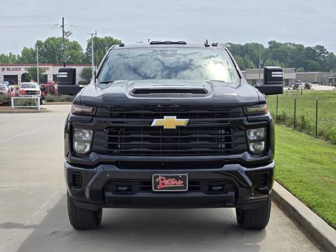 New 2026 Chevrolet Silverado 2500 Custom w/ Custom Convenience Package AWD/4WD image 2