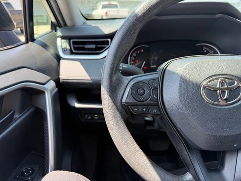 Used 2023 Toyota RAV4 LE FWD image 7