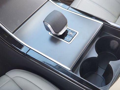 New 2026 Land Rover Range Rover Evoque S image 15