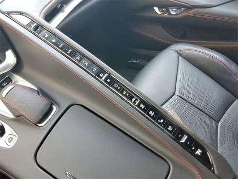 Used 2023 Chevrolet Corvette Stingray image 25