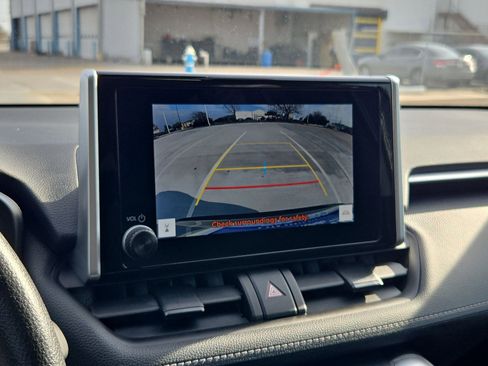 Used 2024 Toyota RAV4 XLE image 24