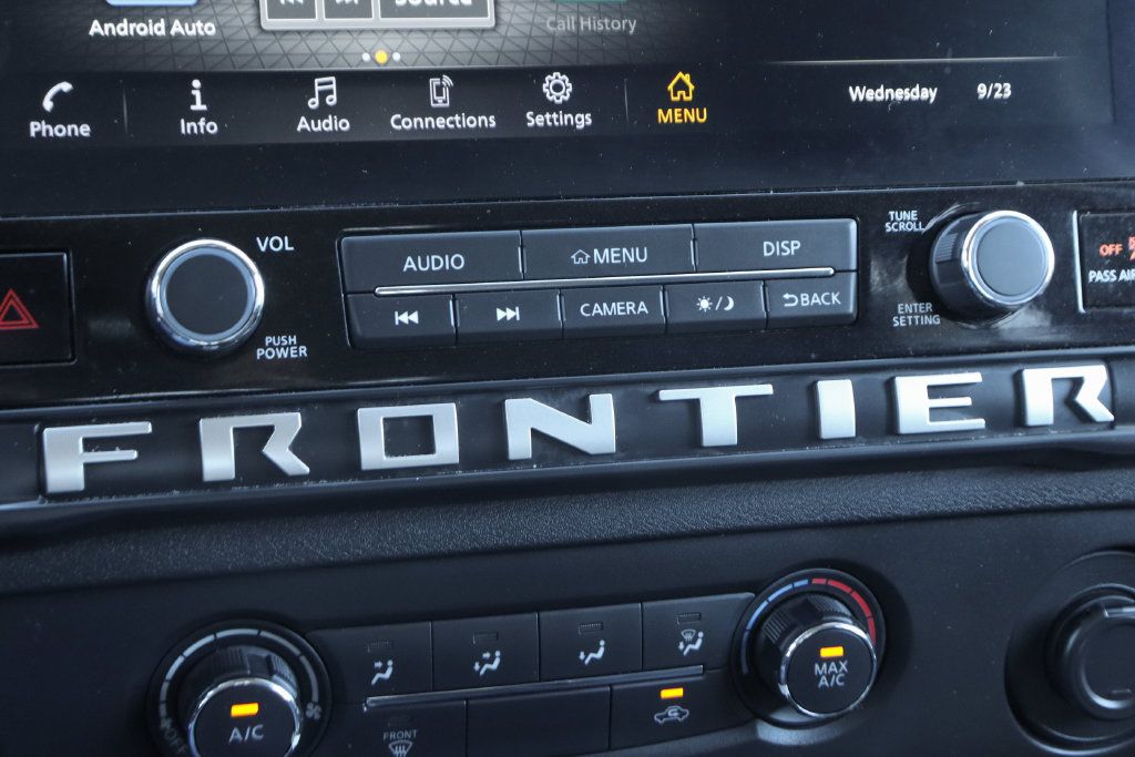 Used 2025 Nissan Frontier SV RWD image 29
