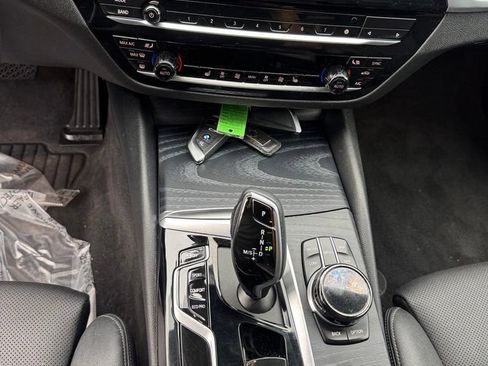 Used 2021 BMW 530i xDrive w/ Executive Package AWD/4WD image 30