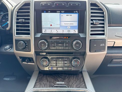 Certified 2017 Ford F350 Lariat w/ Lariat Ultimate Package AWD/4WD image 32
