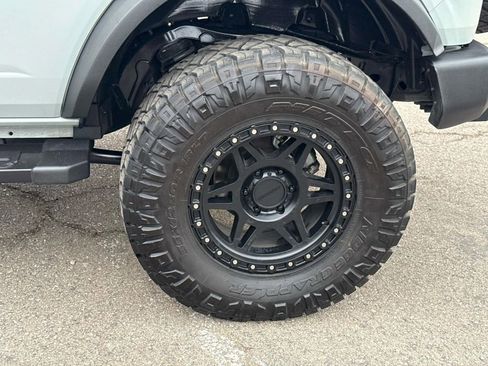 Used 2023 Ford Bronco Outer Banks w/ Sasquatch Package image 30