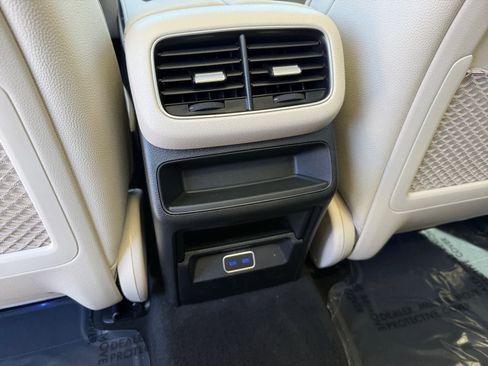 Used 2026 Mercedes-Benz GLE 450 4MATIC image 16