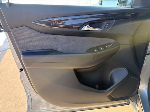 Used 2025 Chevrolet TrailBlazer LT image 10