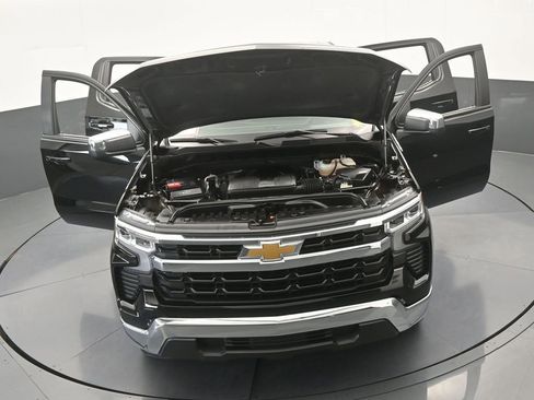 Used 2024 Chevrolet Silverado 1500 LT RWD image 76