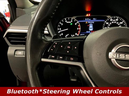 Used 2023 Nissan Altima 2.5 SR FWD image 11