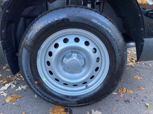 New 2025 Ford Maverick XL w/ Equipment Group 101A image 24