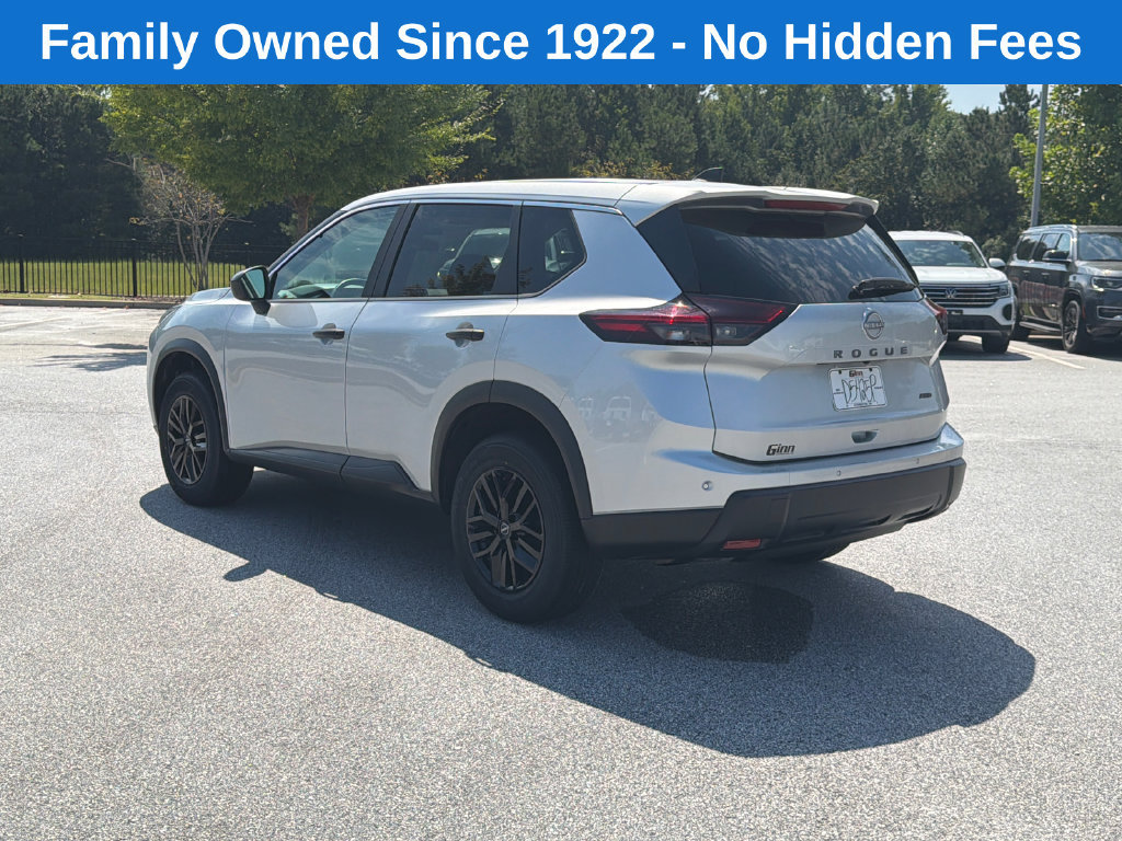 Used 2024 Nissan Rogue S AWD/4WD image 5