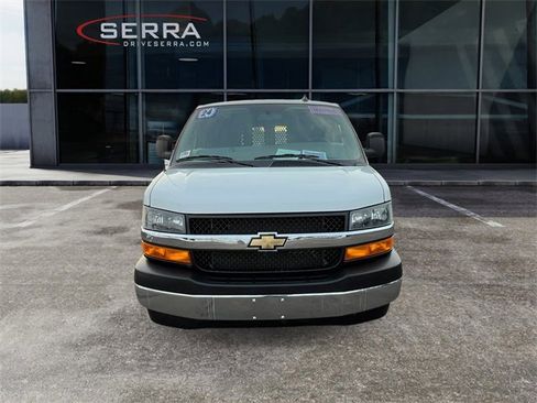 Used 2024 Chevrolet Express 2500 w/ Driver Convenience Package image 8