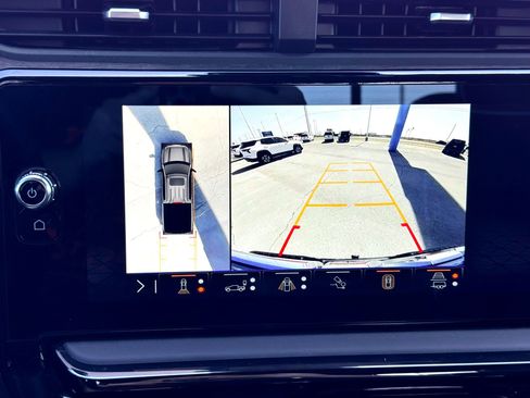 Used 2024 GMC Sierra 1500 AT4X image 33