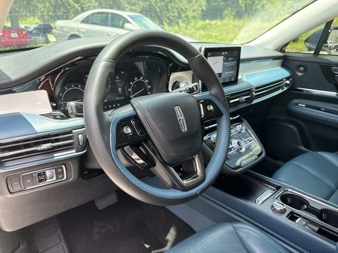 Certified 2020 Lincoln Corsair Reserve w/ Beyond Blue Interior Package FWD image 38