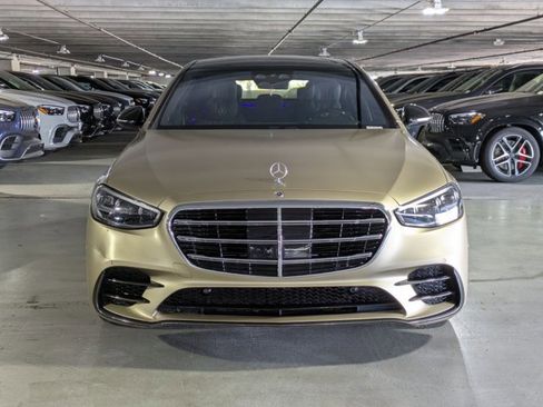 Used 2023 Mercedes-Benz S 580 4MATIC Sedan image 2
