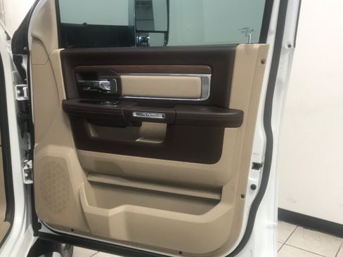 Used 2015 RAM 2500 Laramie w/ Convenience Group AWD/4WD image 14