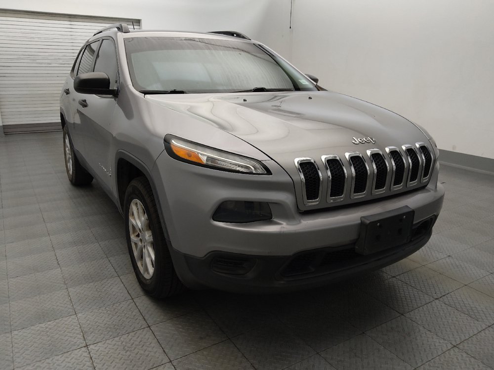 Used 2017 Jeep Cherokee Sport AWD/4WD image 13